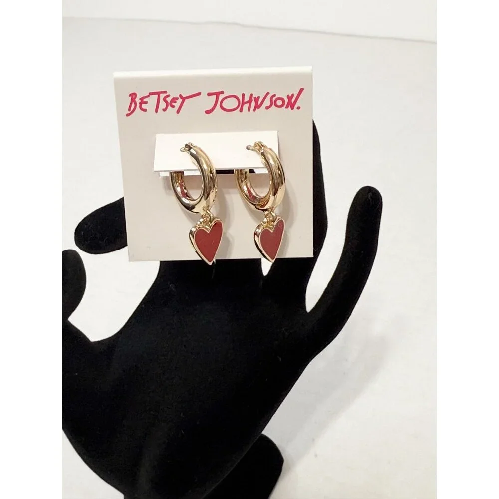 Betsey Johnson NWOB Heart Huggie Drop Earrings
